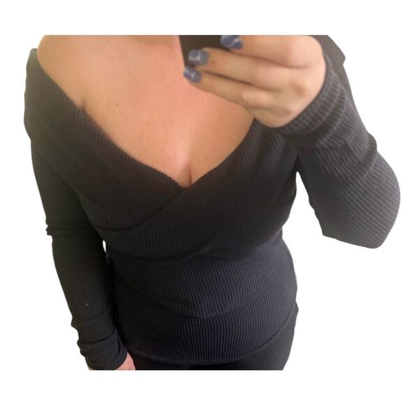 ✨Free People Women's Marley Navy Sz Medium Top✨ - Picture 7 of 12